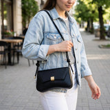 Martine™ – Strukturert konvolutt crossover-veske
