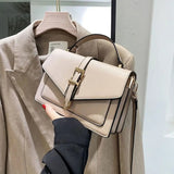 Dagmar™ – Spennefront Strukturert Crossbody Bag