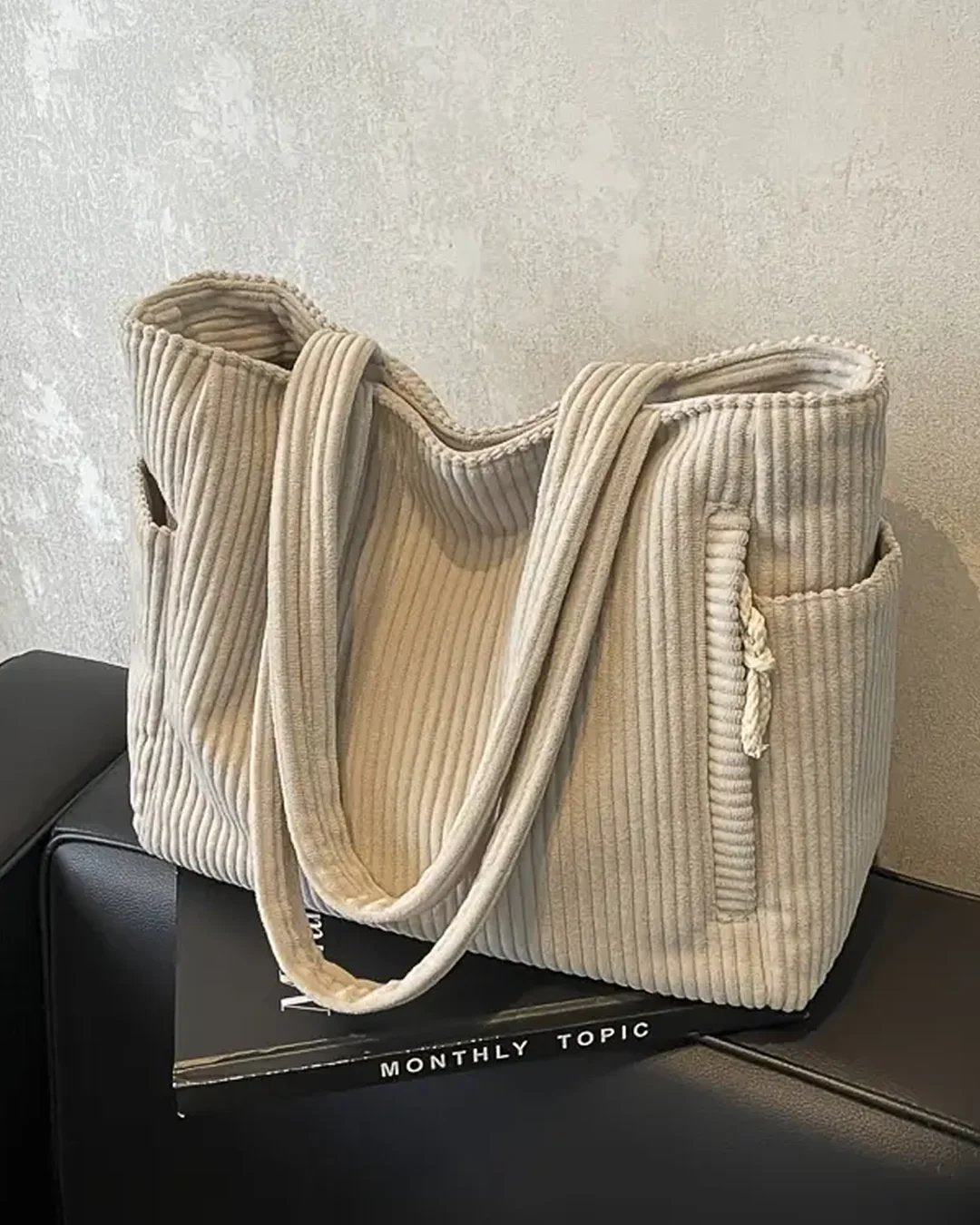 Greta™ – Ribbede Corduroy Strukturert Tote Bag